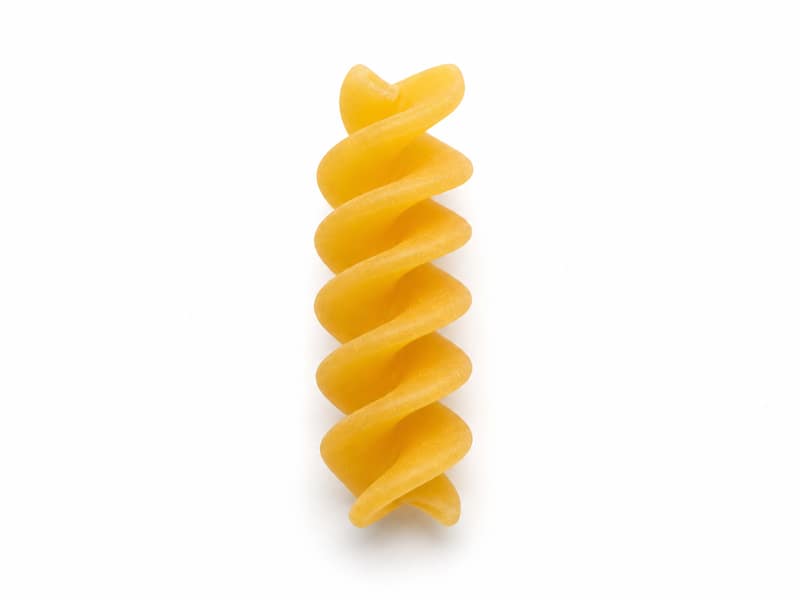 Makaron fusilli (suchy) – białko 13g, kalorie 371 kcal, węglowodany i tłuszcz na 100g | zdrowe odżywianie