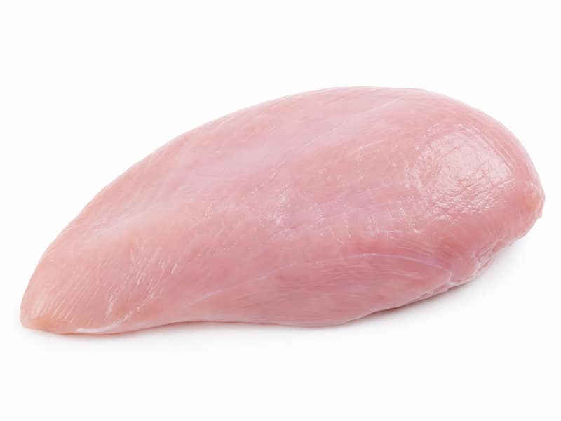 Pierś z indyka – białko 24g, kalorie 114 kcal, węglowodany i tłuszcz na 100g | zdrowe odżywianie